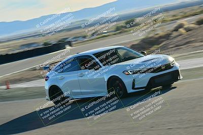 media/Dec-13-2025-Extreme Speed (Sat) [[d129ecb0b9]]/Beginner/Session 3 (Turn 5)/